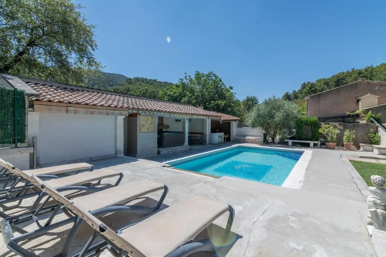 Villa Luxueuse A Oppede + Jacuzzi